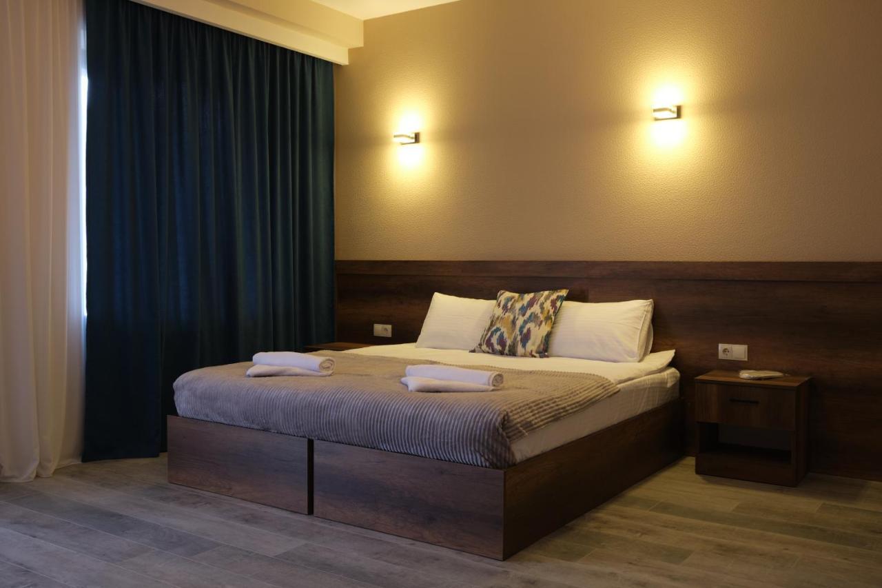Hotel Axien Kazbegi Екстериор снимка