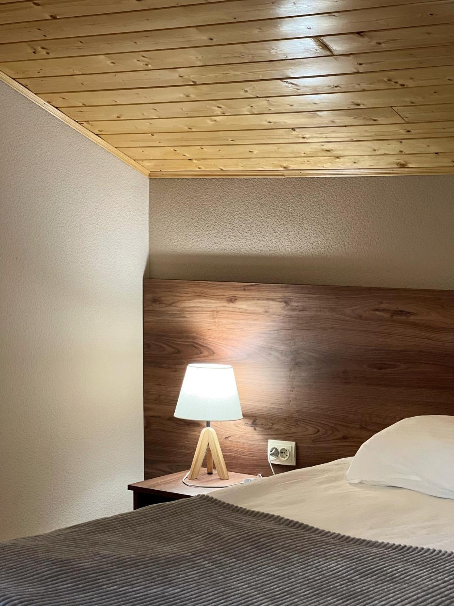Hotel Axien Kazbegi Екстериор снимка